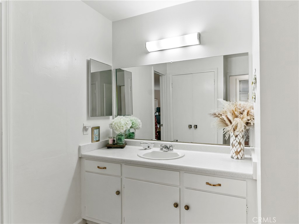 29501 Silverado Canyon Road Silverado, CA 92676 - Photo 15 of 49 Primary en-site bathroom is very open. Plenty of counter & cabinet space.