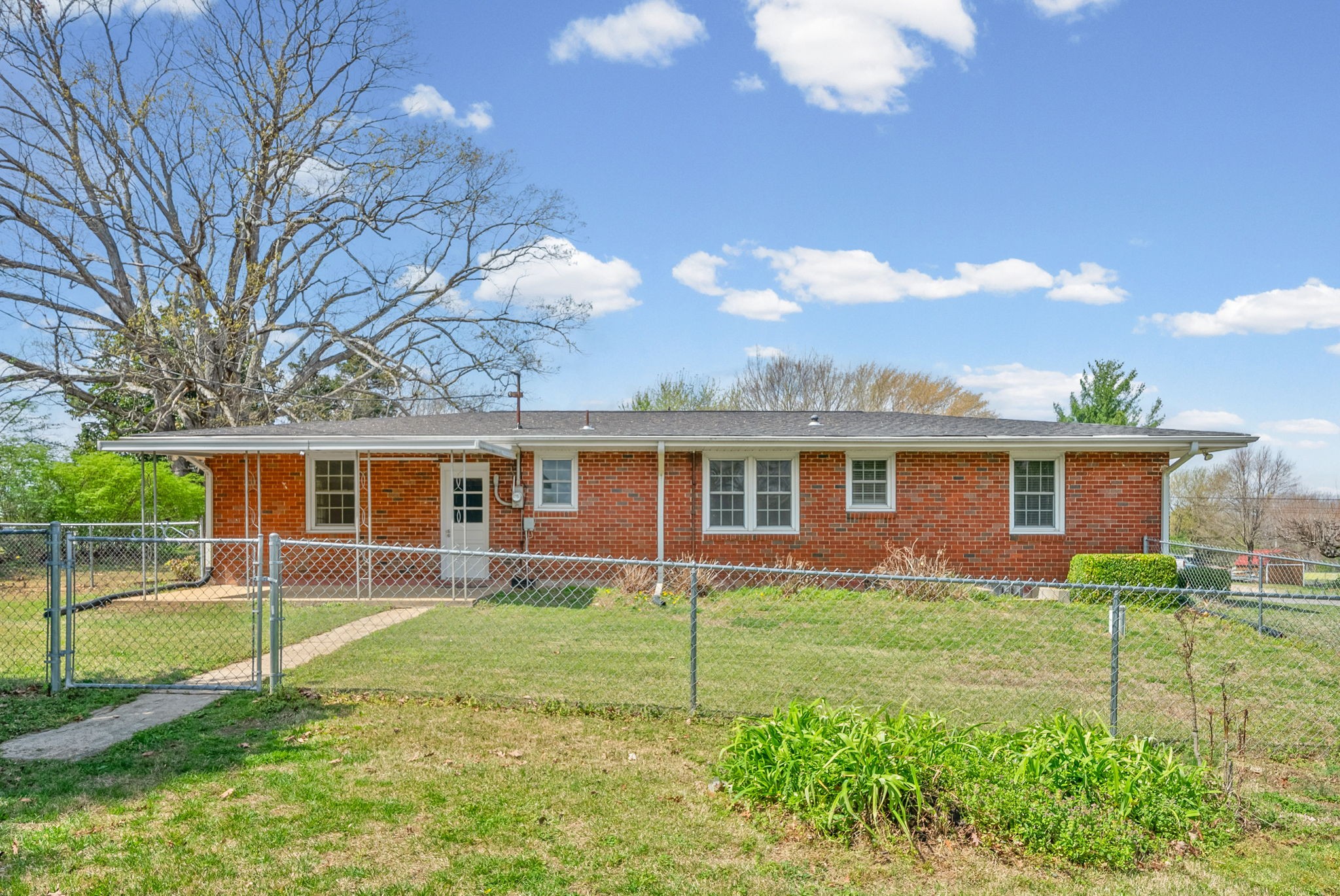 80 Church Street Tennessee Ridge, TN 37178 - Photo 26 of 27