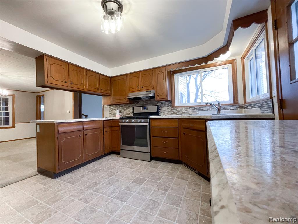 12911 Oneida Road Grand Ledge, MI 48837 - Photo 6 of 31