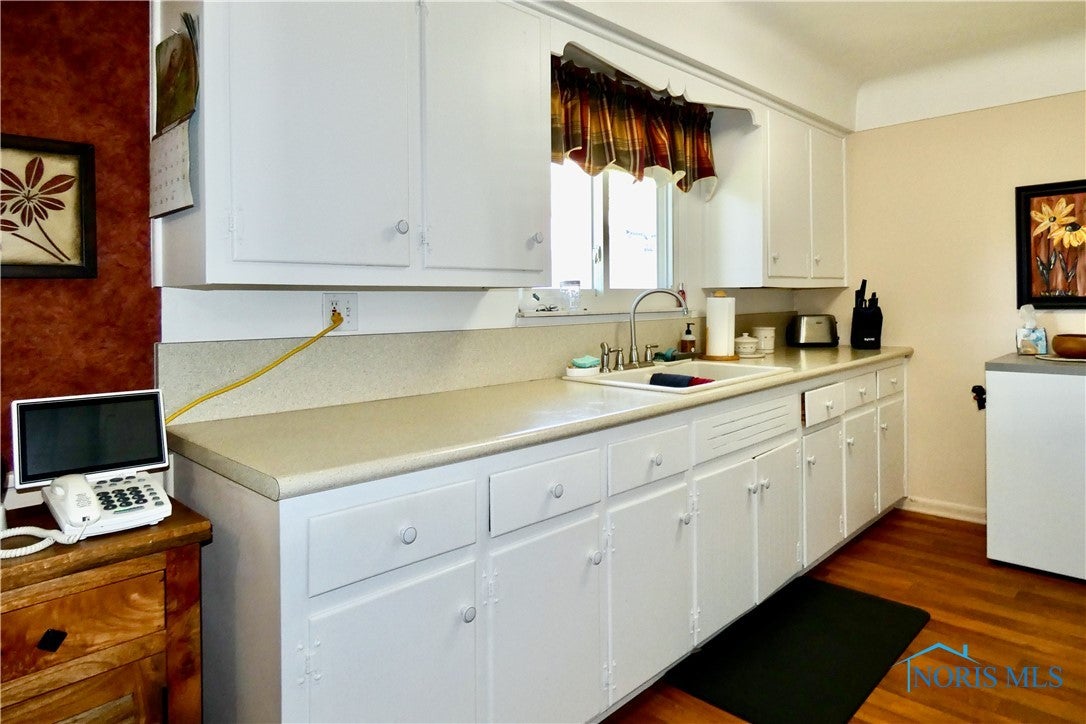 5908 Finzel Road Whitehouse, OH 43571 - Photo 9 of 29 Gallery Image 9