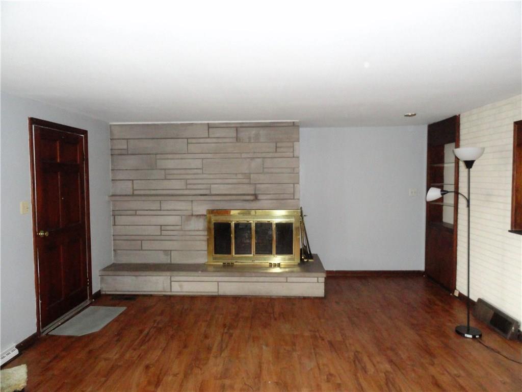 208 Elva Street Anderson, IN 46013 - Photo 5 of 13