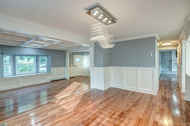 $5,000 | 850 St Johnland Road, Kings Park, NY 11754