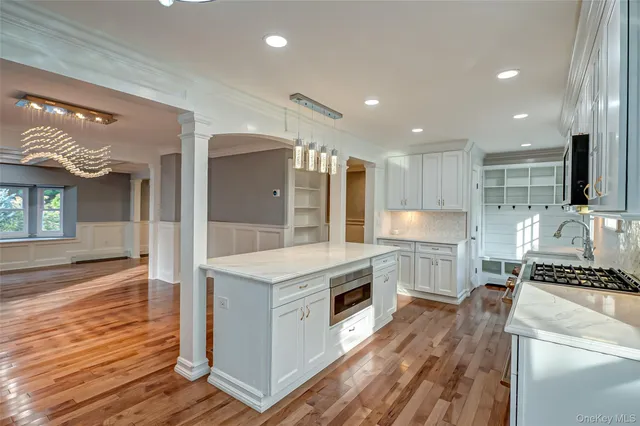 $5,000 | 850 St Johnland Road, Kings Park, NY 11754