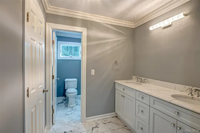 $5,000 | 850 St Johnland Road, Kings Park, NY 11754