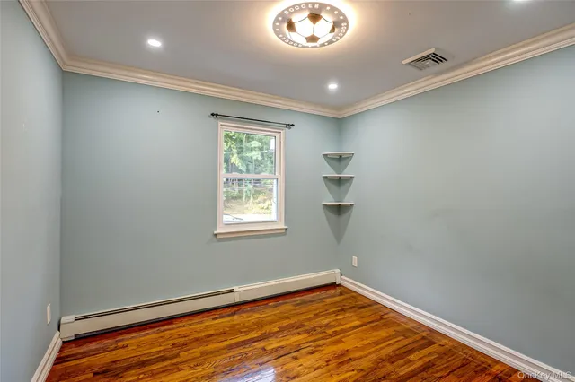 $5,000 | 850 St Johnland Road, Kings Park, NY 11754