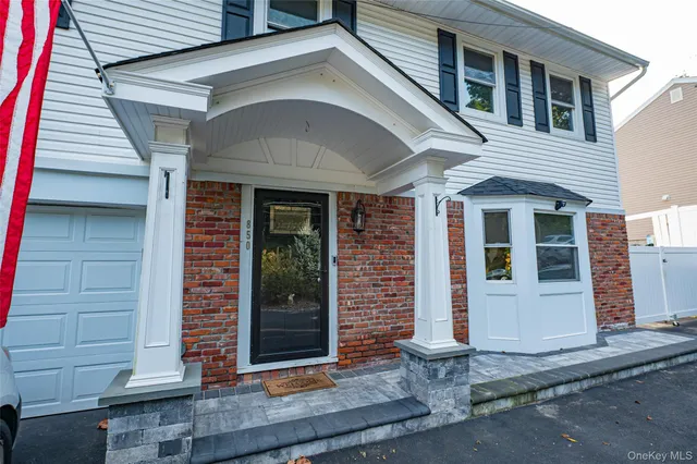 $5,000 | 850 St Johnland Road, Kings Park, NY 11754