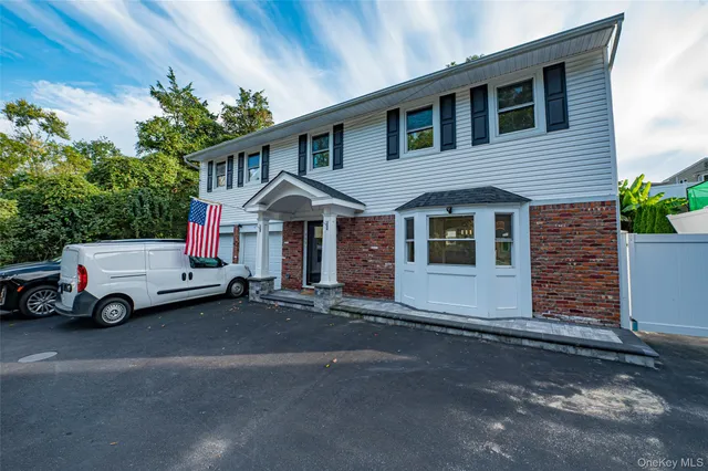 $5,000 | 850 St Johnland Road, Kings Park, NY 11754