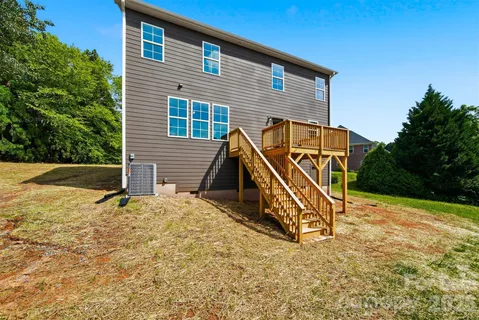$649,900 | 1147 10th St Lane Northwest, Hickory, NC 28601
