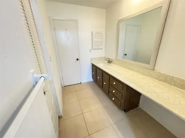 $2,100 | 10725 Northwest 30th Place, Unit 6, Sunrise, FL 33322
