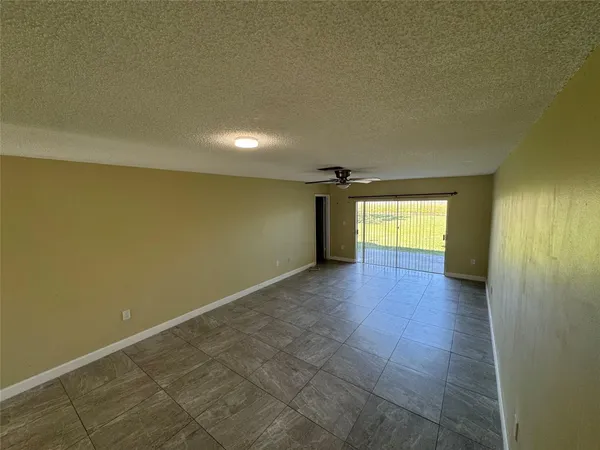 $2,100 | 10725 Northwest 30th Place, Unit 6, Sunrise, FL 33322