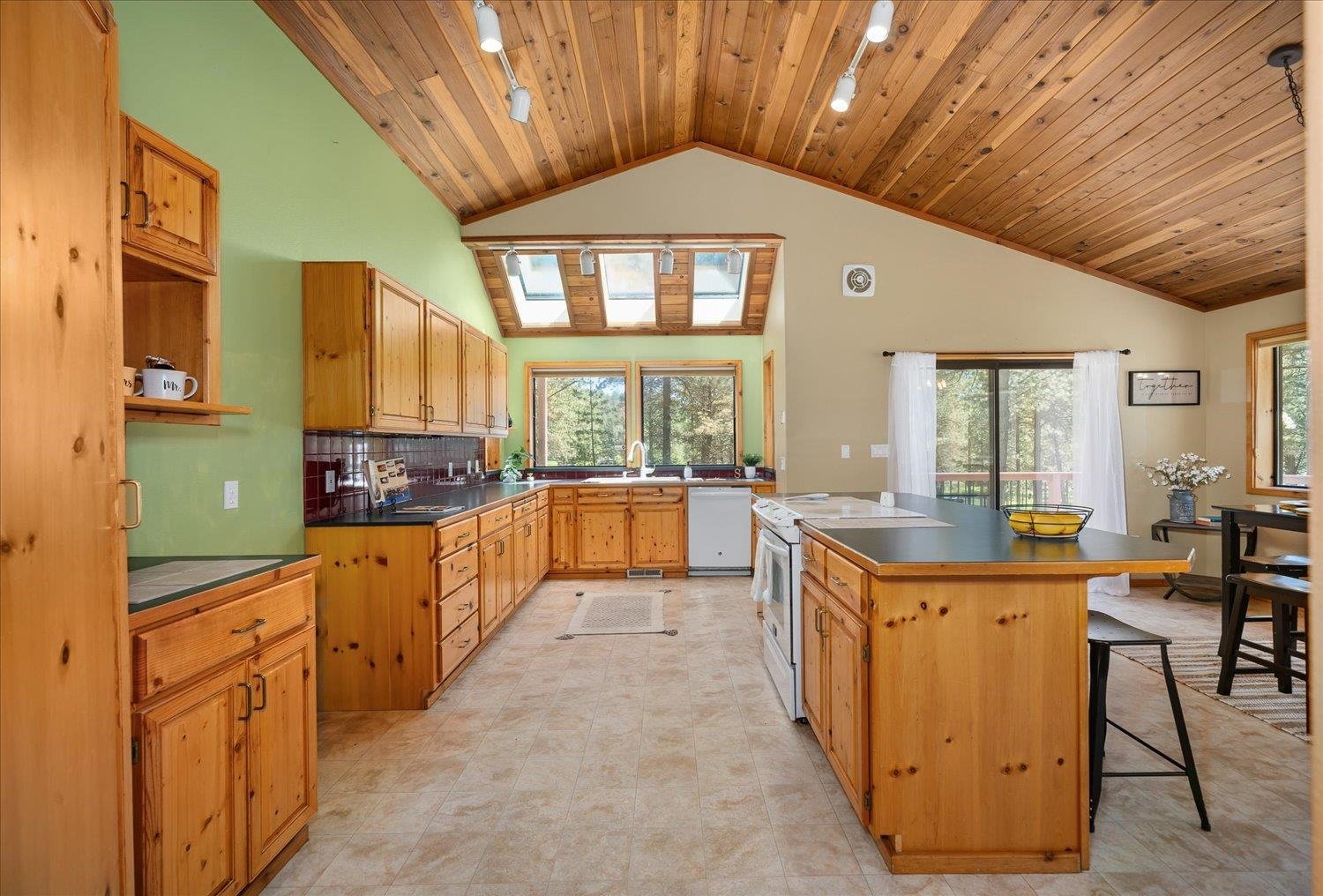 9325 East Little Deep Creek Road Colbert, WA 99005 - Photo 14 of 48
