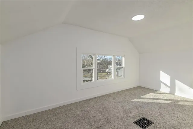 $239,950 | 601 South 7th Street, Leavenworth, KS 66048