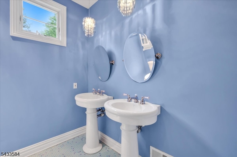 1296 Mt Vernon Road Bridgewater, NJ 08807 - Photo 35 of 48