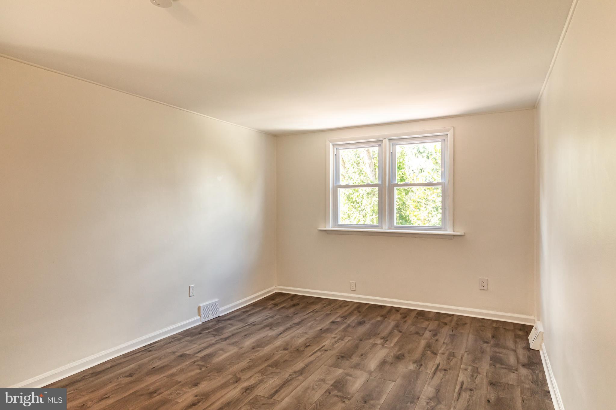 1314 Powell Road Brookhaven, PA 19015 - Photo 29 of 49 Bedroom 2