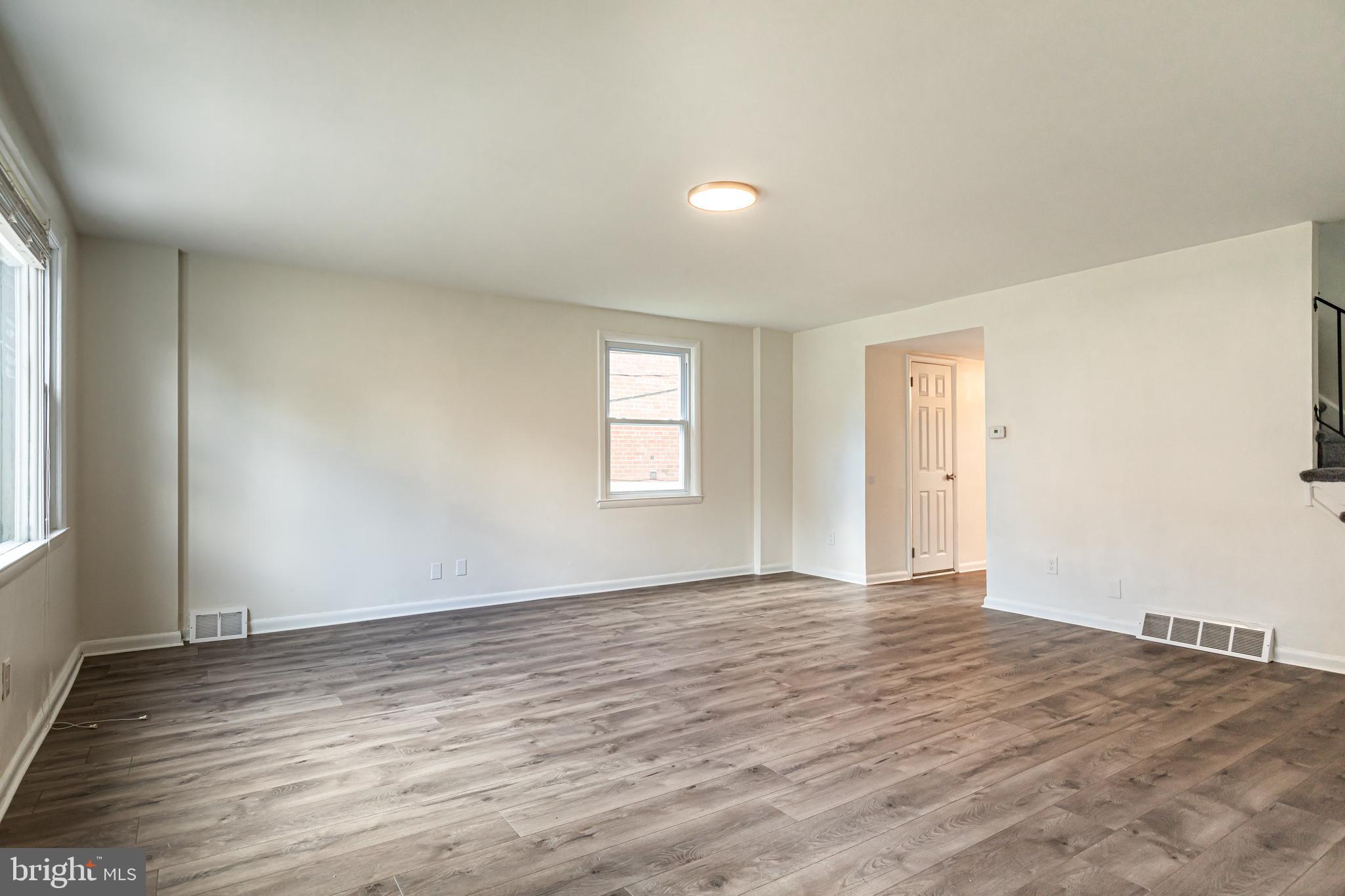 1314 Powell Road Brookhaven, PA 19015 - Photo 10 of 49 Living Room