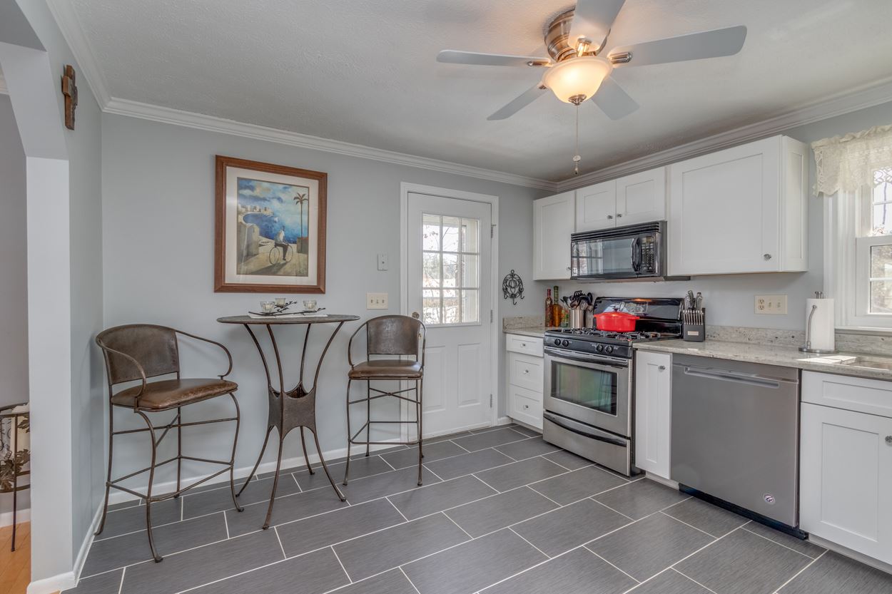 71 Talent Road, Unit 41 Litchfield, NH 03052 - Photo 6 of 40