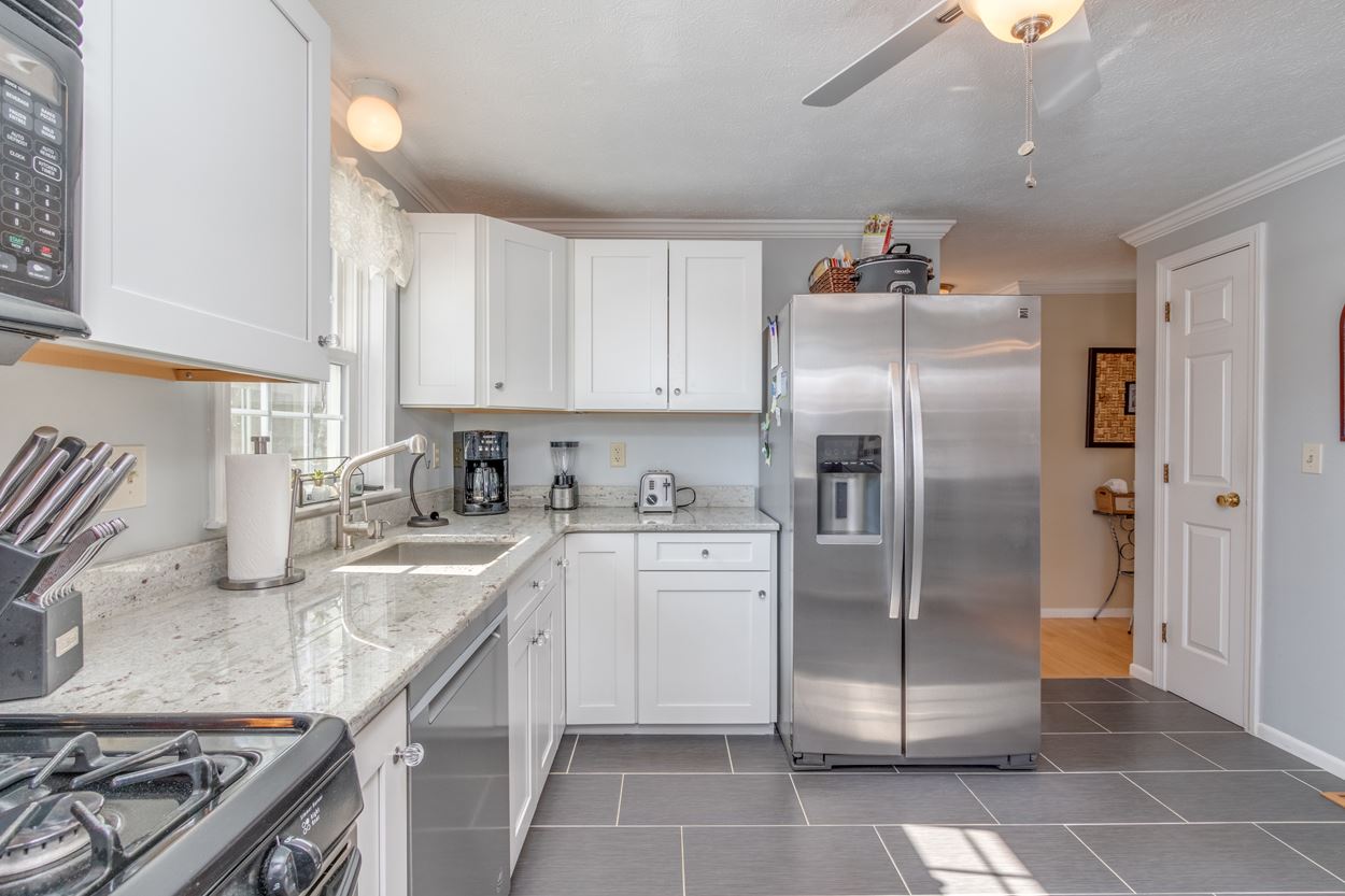 71 Talent Road, Unit 41 Litchfield, NH 03052 - Photo 7 of 40