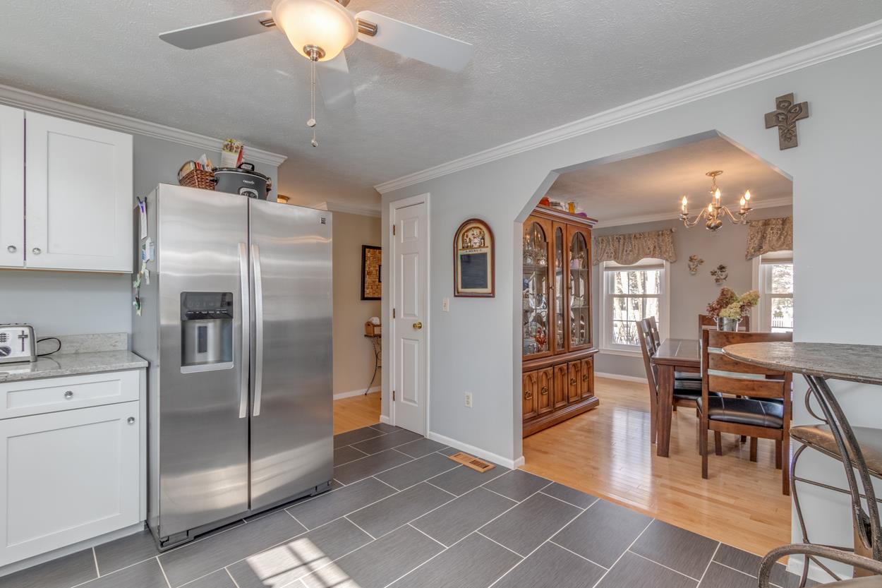 71 Talent Road, Unit 41 Litchfield, NH 03052 - Photo 10 of 40