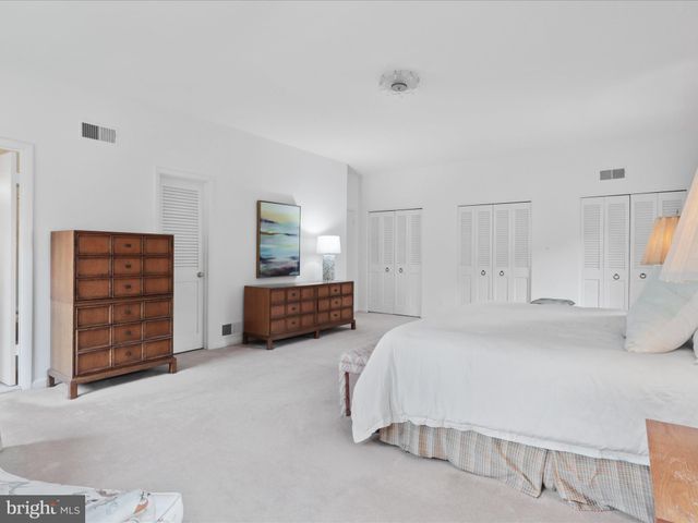 $1,650,000 | 4135 North River Street, McLean, VA 22101