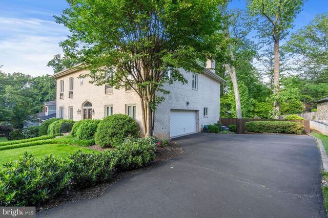 $1,650,000 | 4135 North River Street, McLean, VA 22101