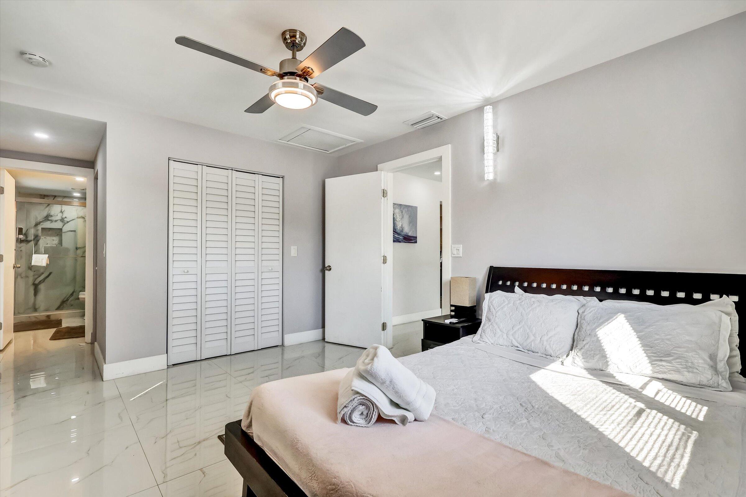 255 Glouchester Street Boca Raton, FL 33487 - Photo 18 of 27 17-255 Glouchester Street-17