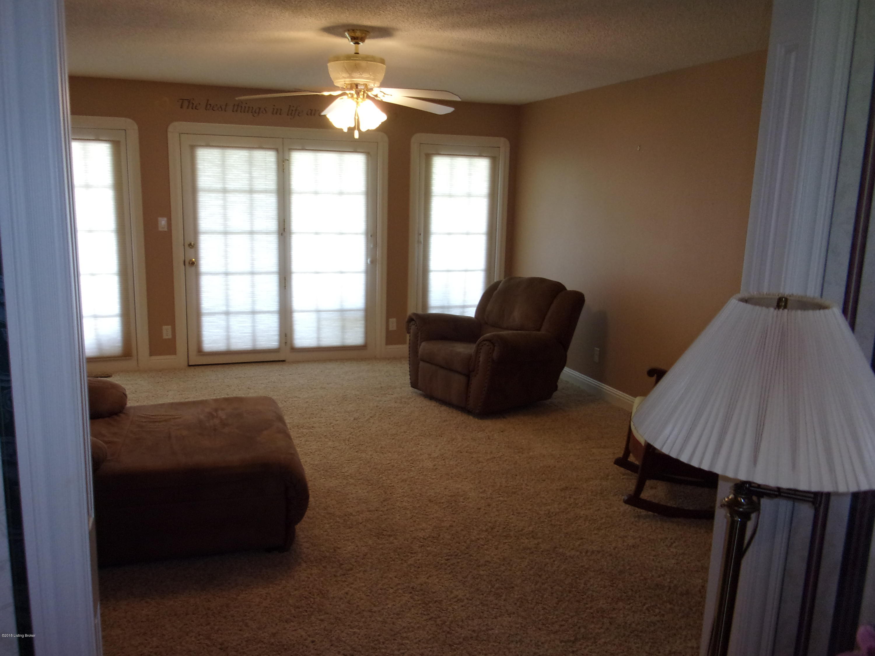 951 Highview Church Road Bloomfield, KY 40008 - Photo 12 of 41 101_0171