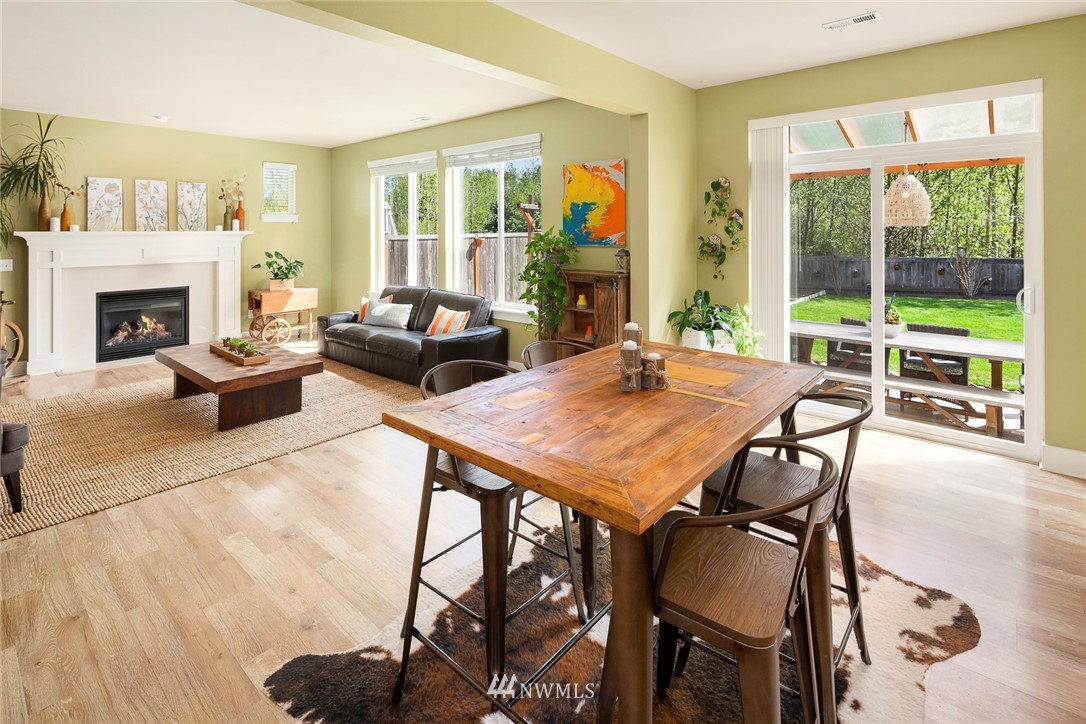 18519 40th Avenue Southeast Bothell, WA 98012 - Photo 9 of 25 Gallery Image 9
