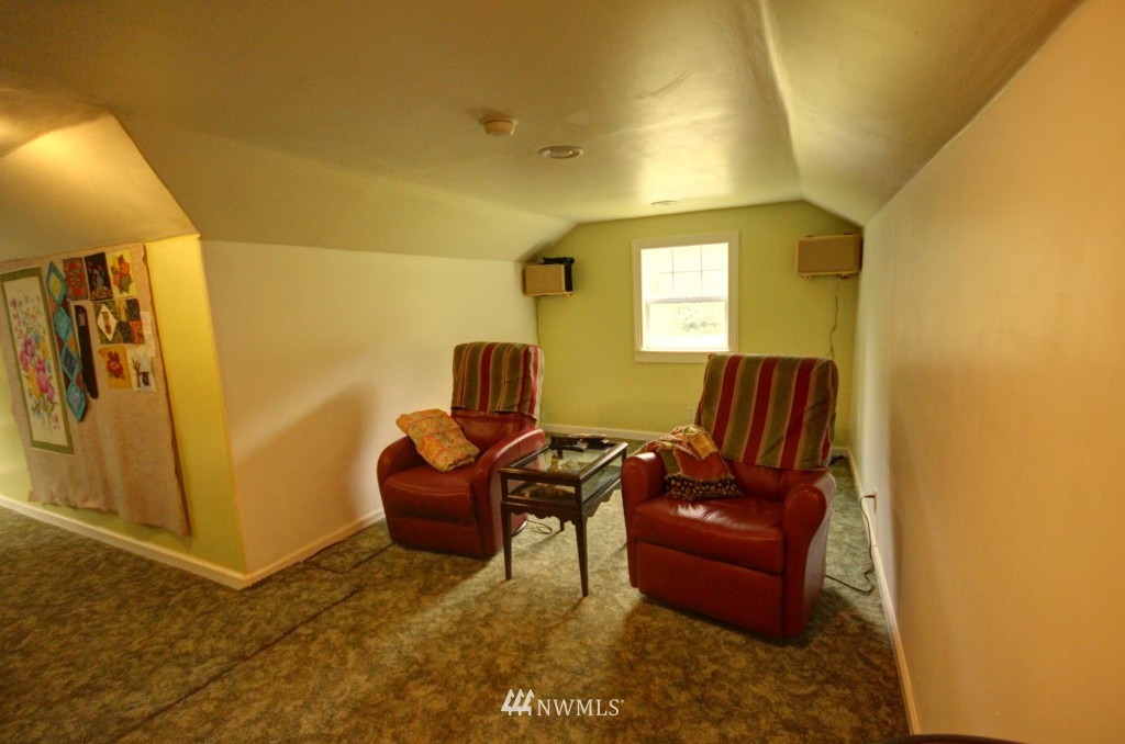 7905 Silver Lake Road Maple Falls, WA 98266 - Photo 14 of 21