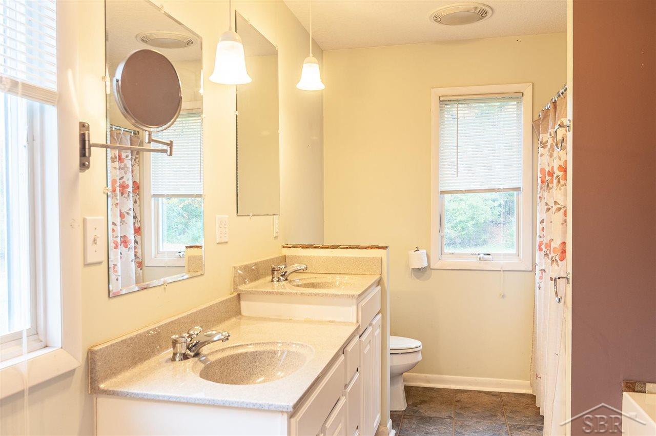 9563 Barkley Road Millington, MI 48746 - Photo 14 of 37 50059283-13.JPG