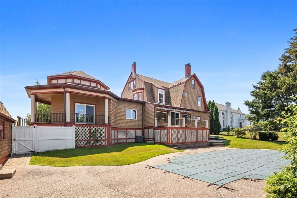 372 Ocean Avenue Marblehead, MA 01945 - Photo 21 of 29