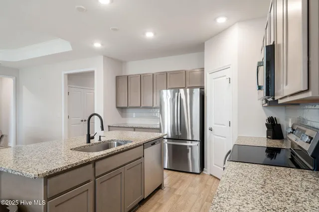 $374,999 | 645 Ashvale Lane Southeast, Bolivia, NC 28422