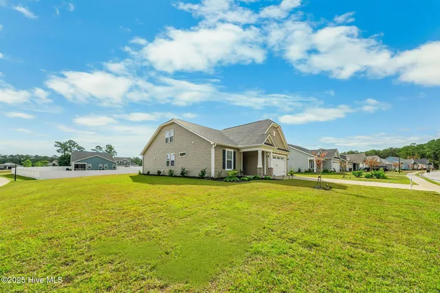 $374,999 | 645 Ashvale Lane Southeast, Bolivia, NC 28422