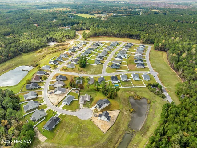 $374,999 | 645 Ashvale Lane Southeast, Bolivia, NC 28422