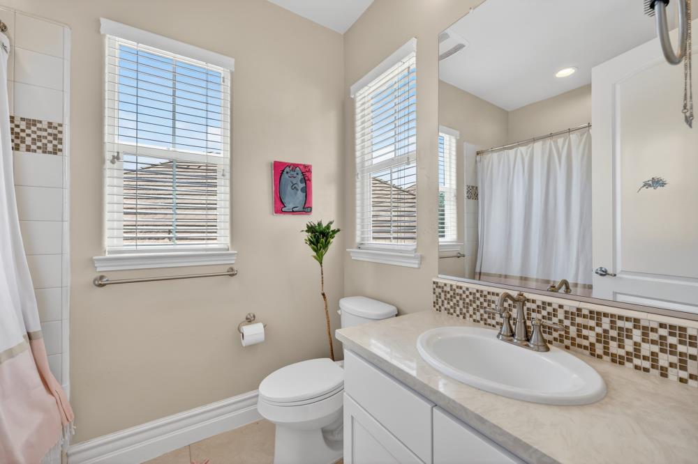 4661 Ravine Crossing Court Rocklin, CA 95677 - Photo 39 of 62