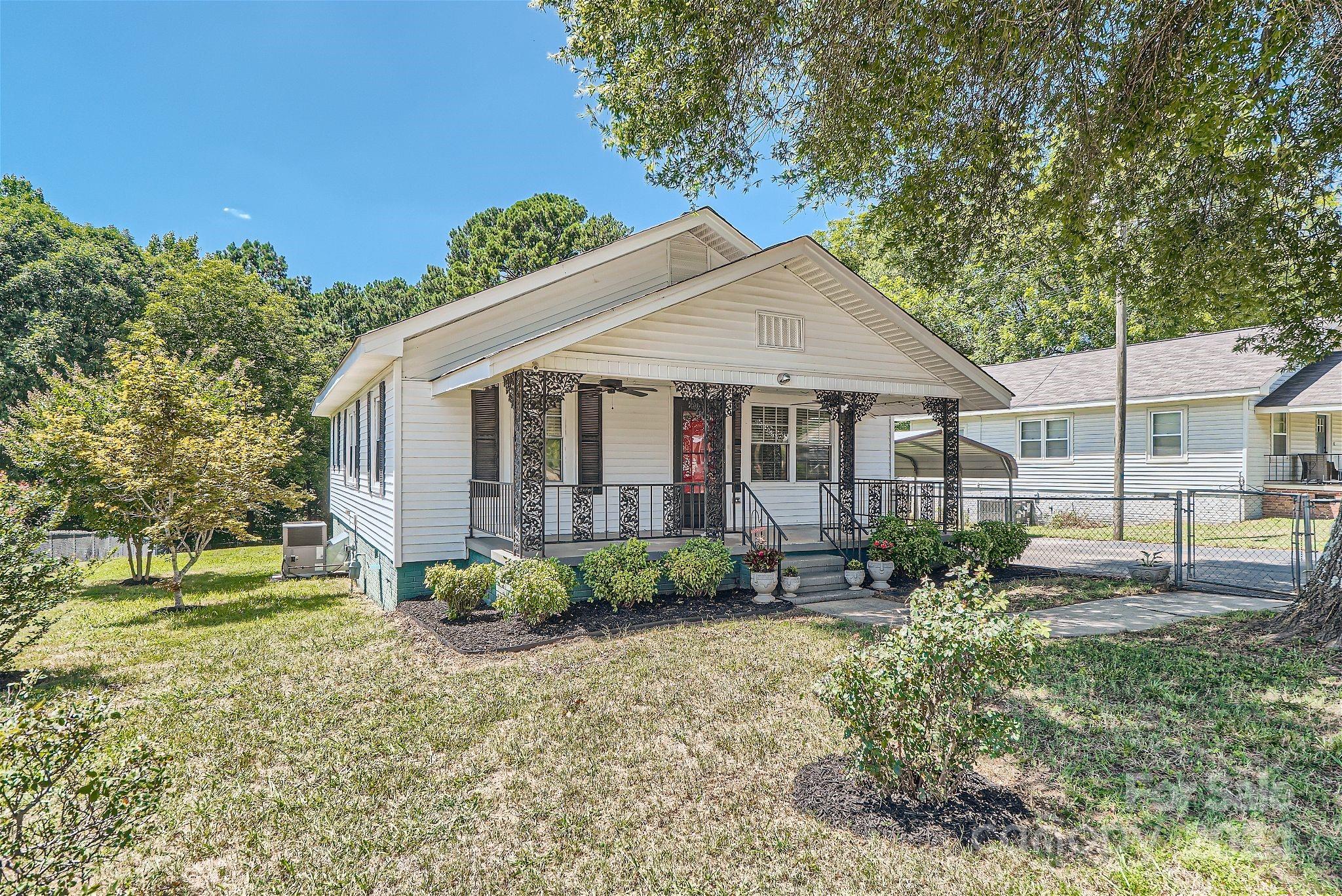 620 Oates Road Gastonia, NC 28052 - Photo 2 of 22
