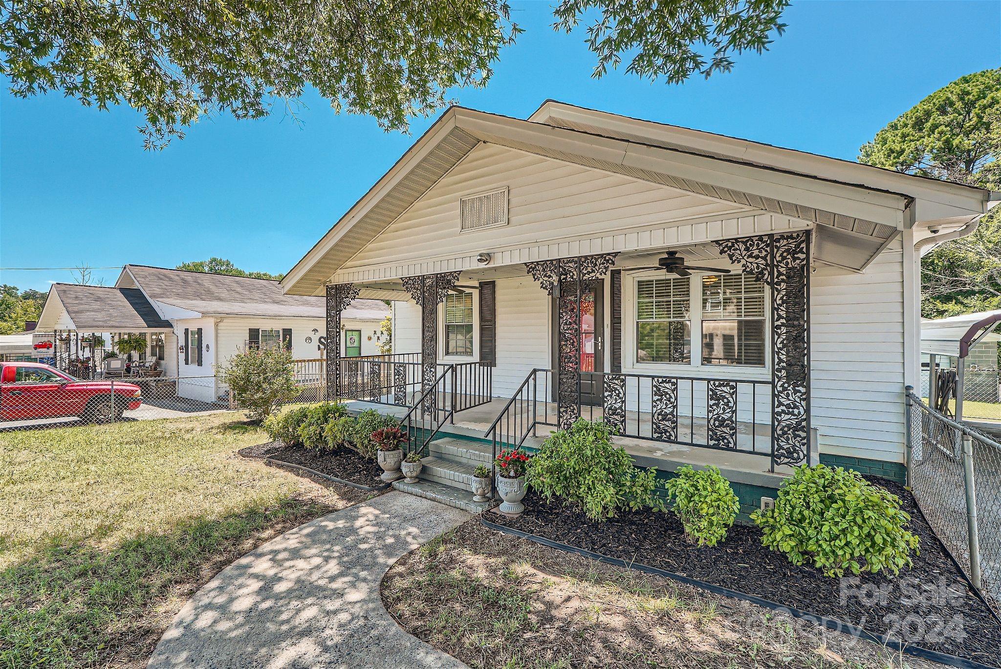 620 Oates Road Gastonia, NC 28052 - Photo 3 of 22