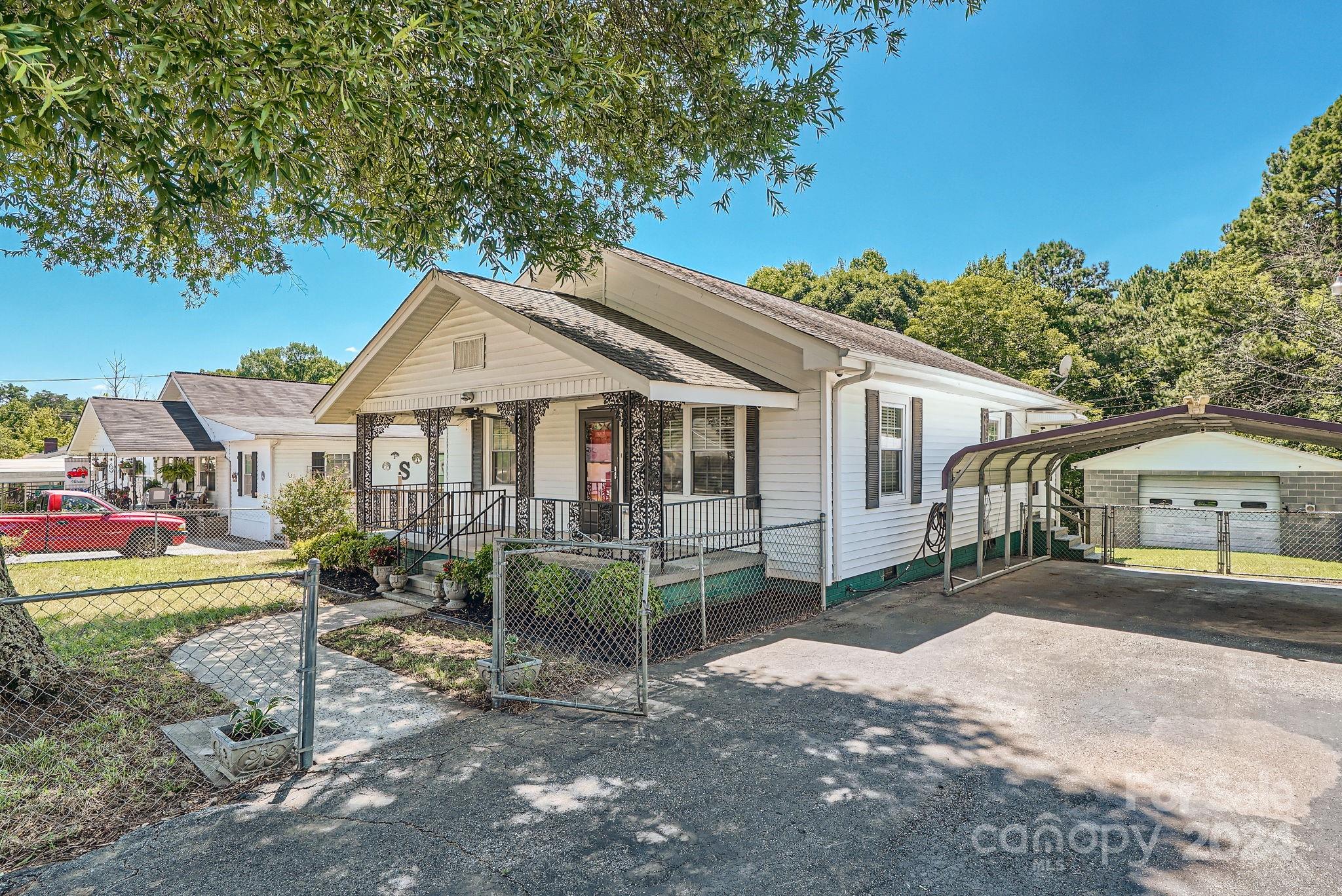 620 Oates Road Gastonia, NC 28052 - Photo 4 of 22