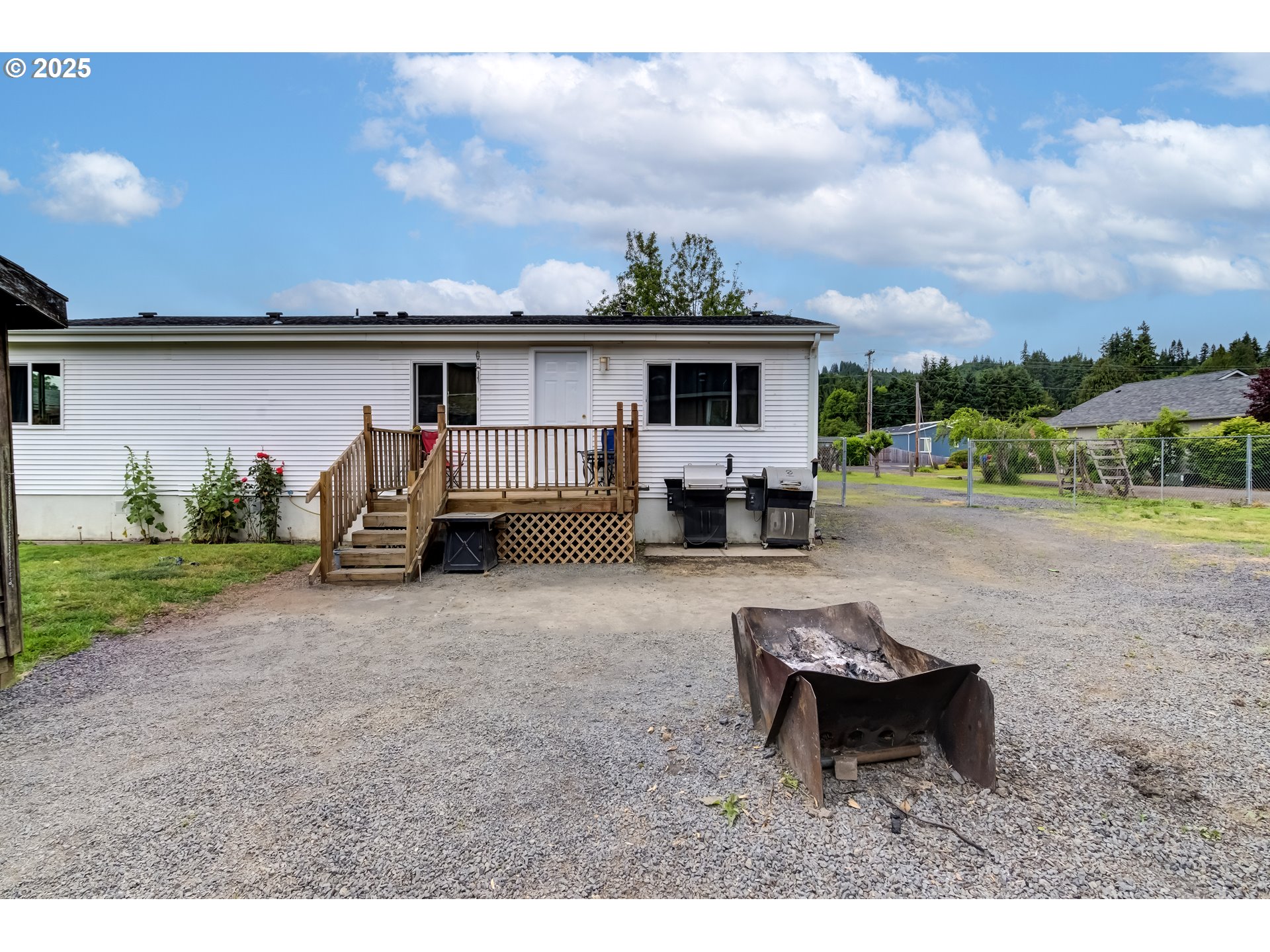 2614 48th Avenue Longview, WA 98632 - Photo 1 of 31