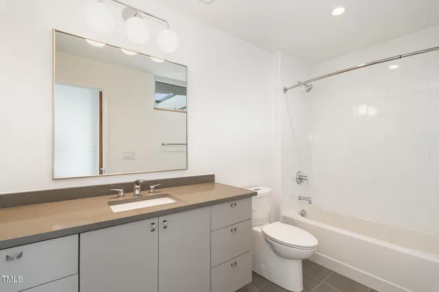 $4,000 | 515 West Lenoir Street, Unit 101, Raleigh, NC 27601