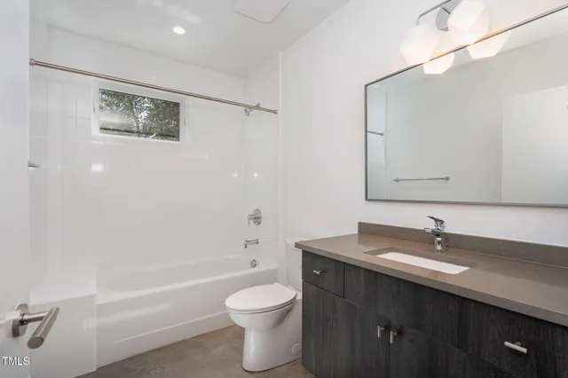 $4,000 | 515 West Lenoir Street, Unit 101, Raleigh, NC 27601