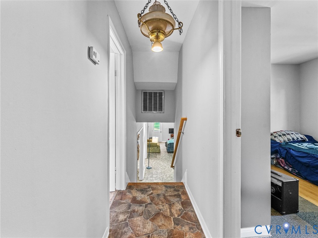 2305 Mosby Road Powhatan, VA 23139 - Photo 14 of 37 hallway