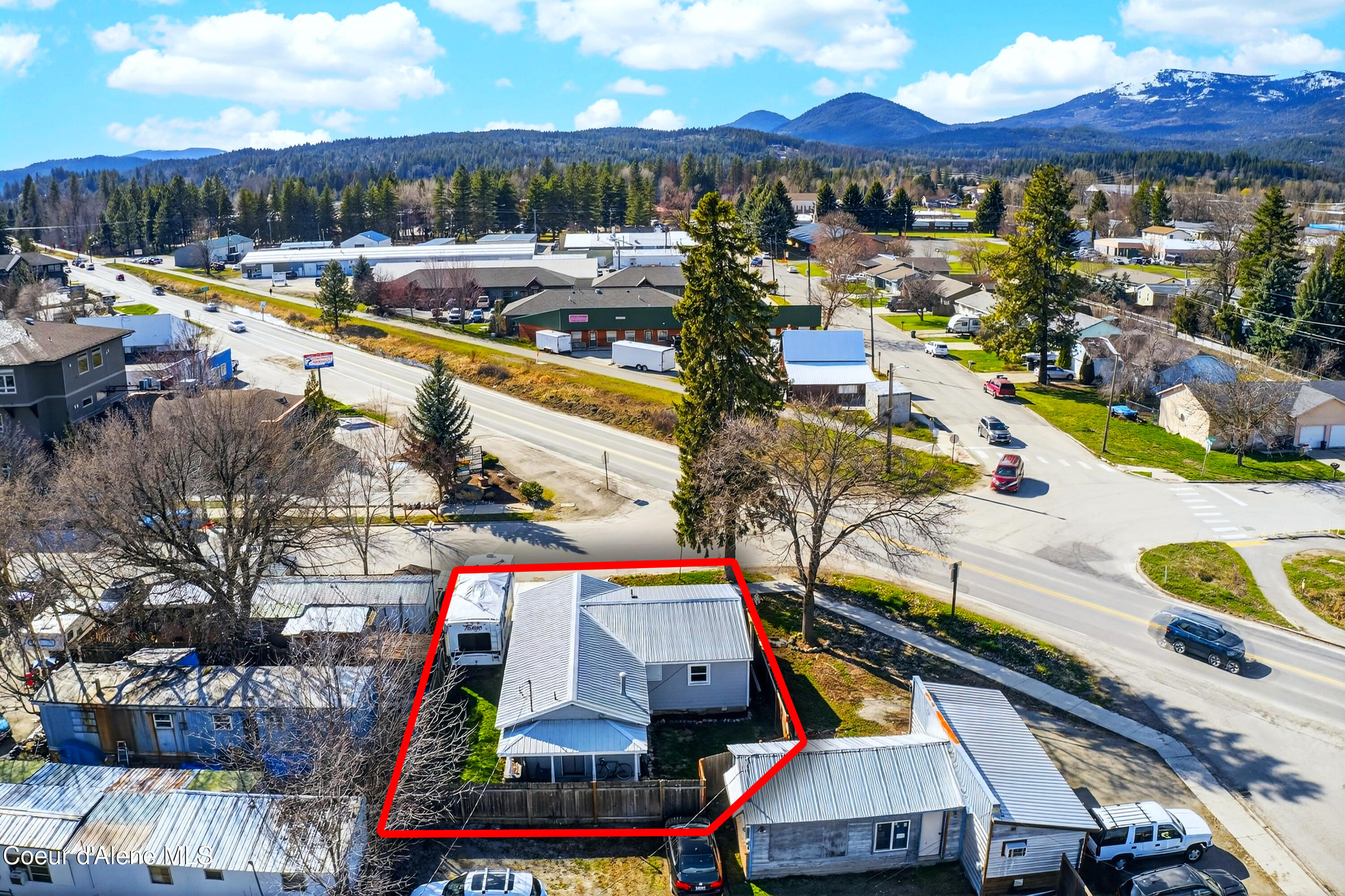 403 South Olive Avenue Sandpoint, ID 83864 - Photo 22 of 29 403olive_30x