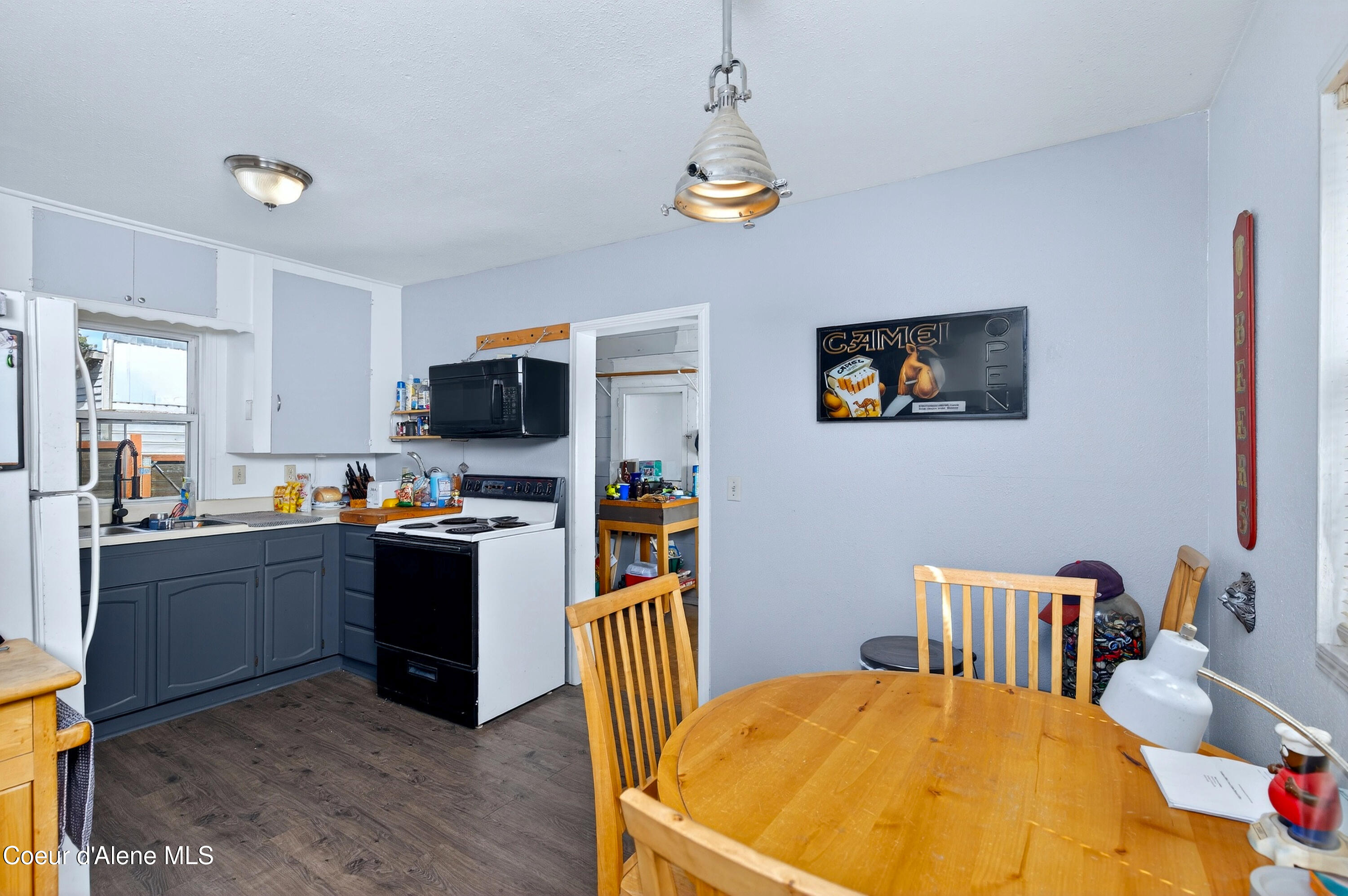 403 South Olive Avenue Sandpoint, ID 83864 - Photo 8 of 29 kitchen