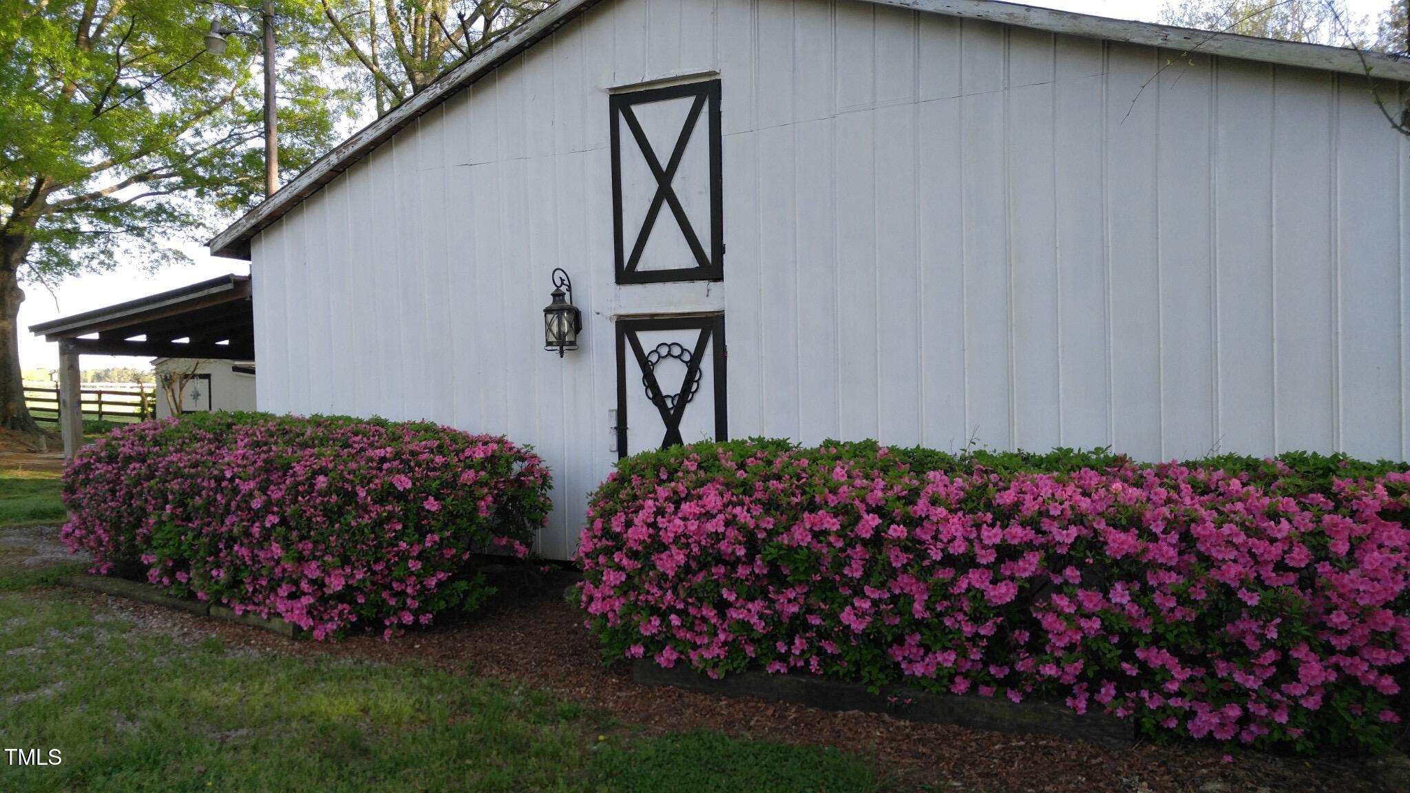 456 Carlyle Road Zebulon, NC 27597 - Photo 15 of 39 736a6052-4c98-4588-bfd5-1f5361a342b7-1_a