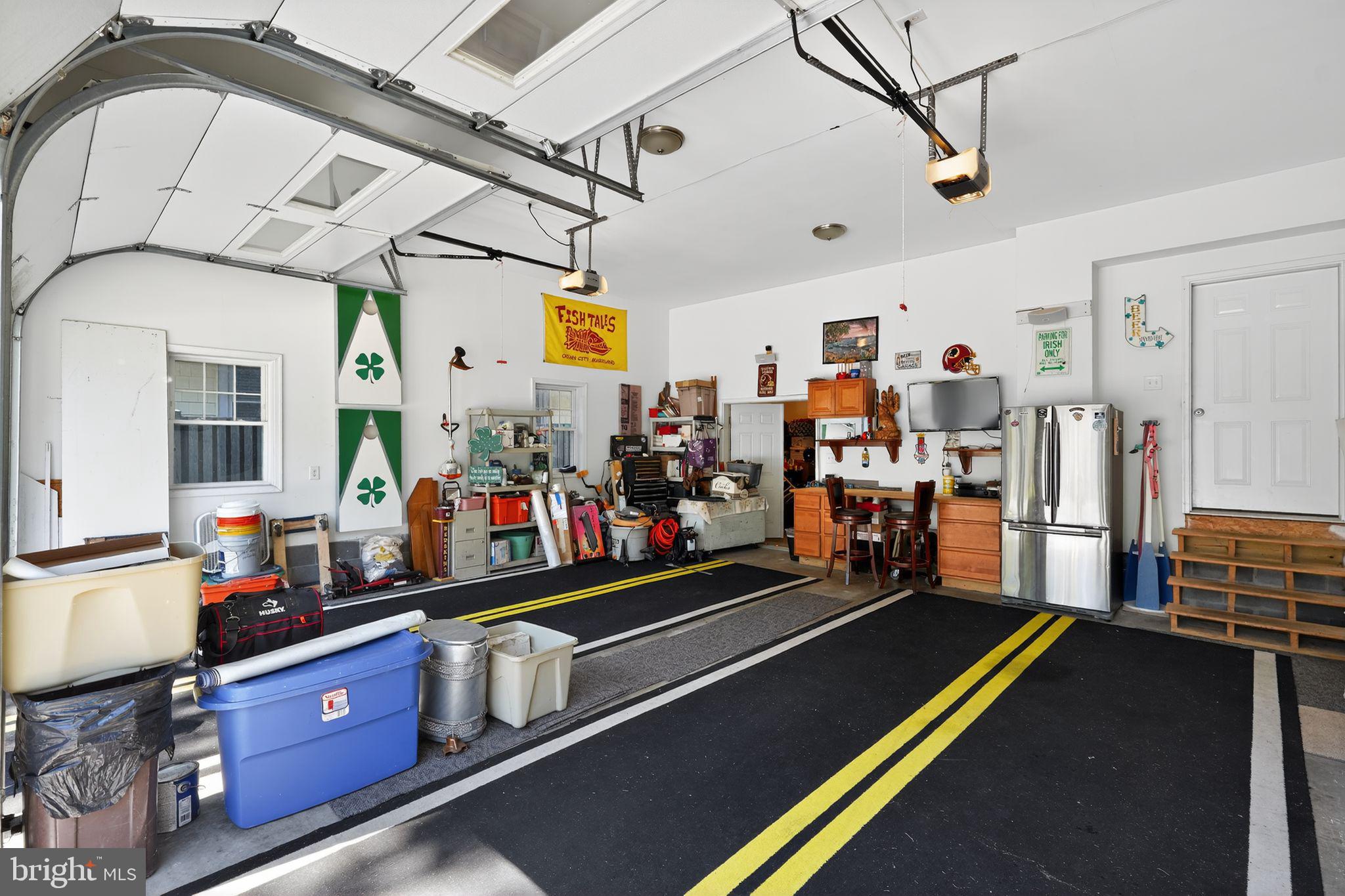 910 Severn Avenue Edgewater, MD 21037 - Photo 41 of 52 Garage