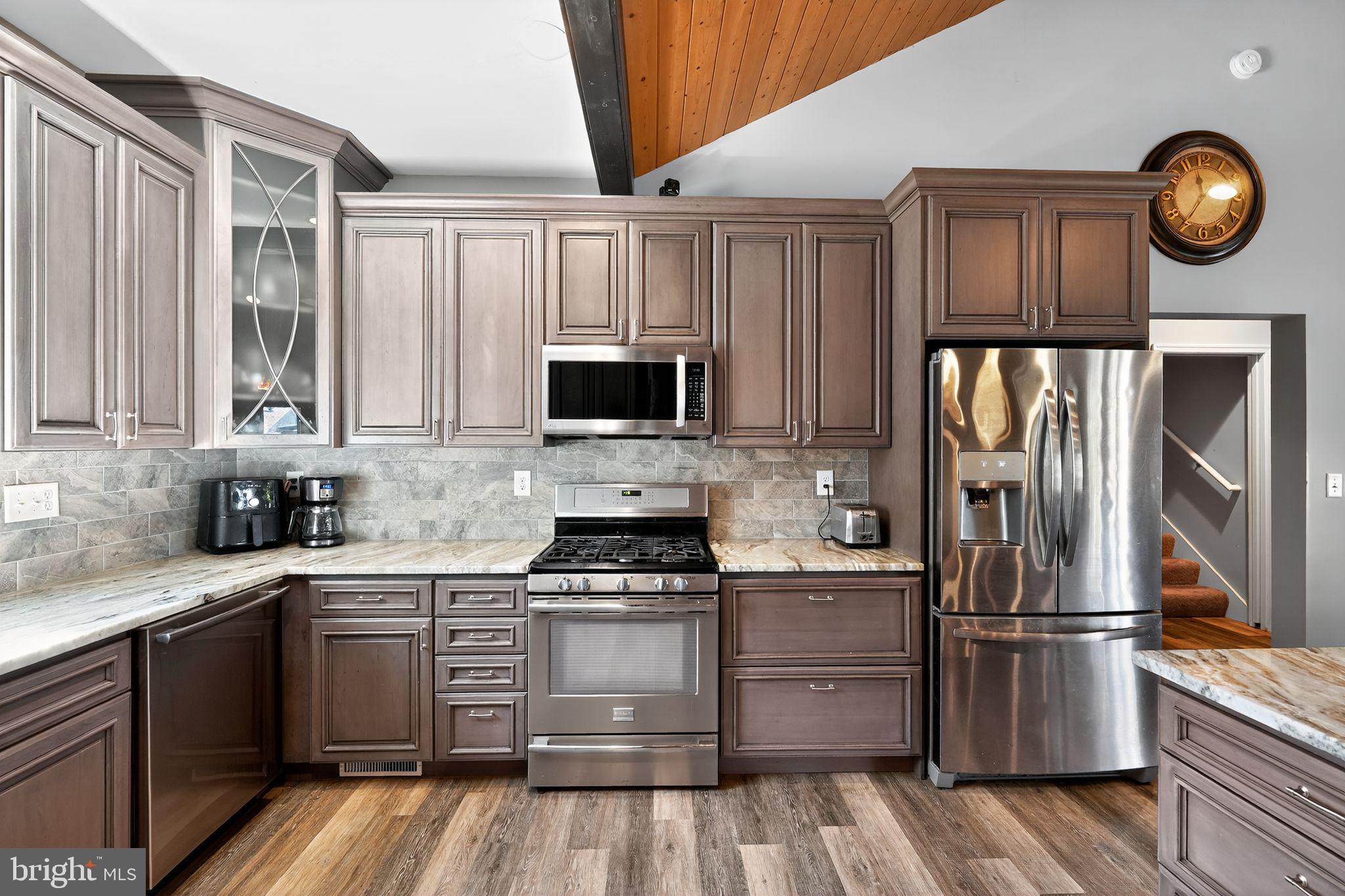 910 Severn Avenue Edgewater, MD 21037 - Photo 10 of 52 Kitchen