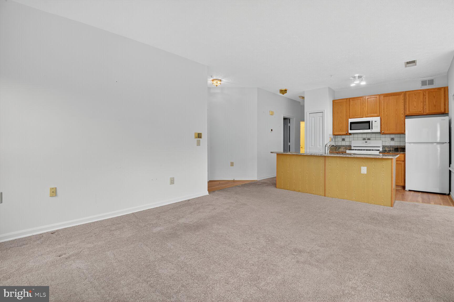 40 Feathertree Terrace, Unit A Montgomery Village, MD 20886 - Photo 6 of 25