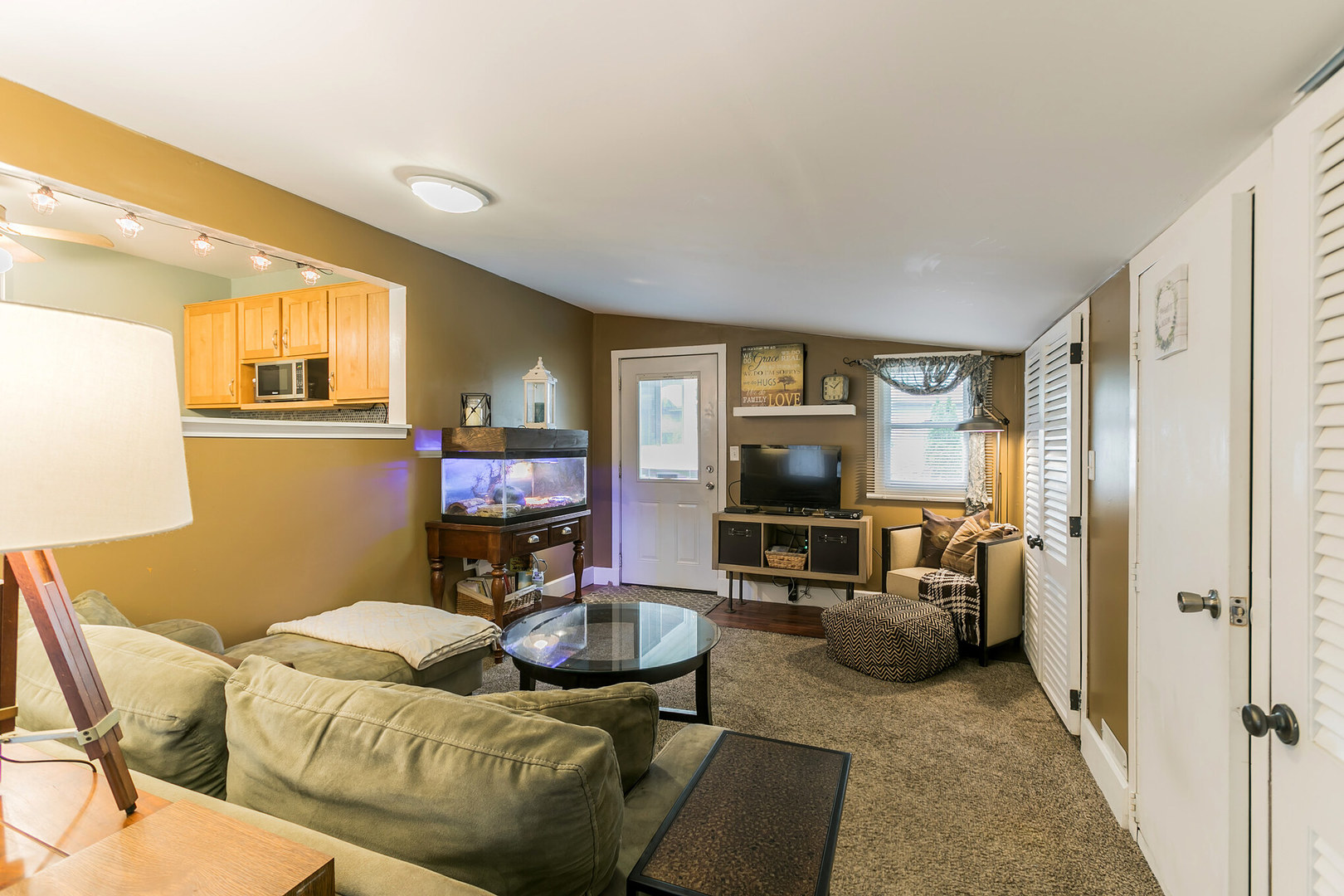 56 Hampton Road Montgomery, IL 60538 - Photo 15 of 35 Gallery Image 15