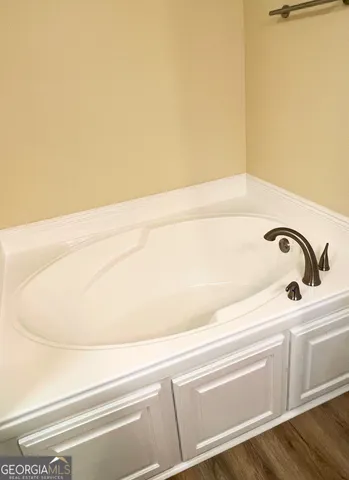 a close view of sink and tap