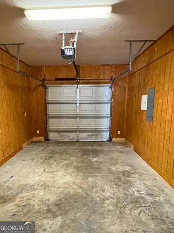 a view of a room with an empty space